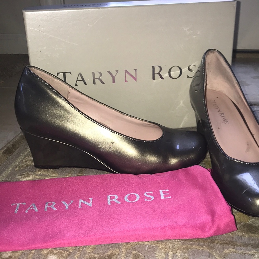 Taryn Rose shoe